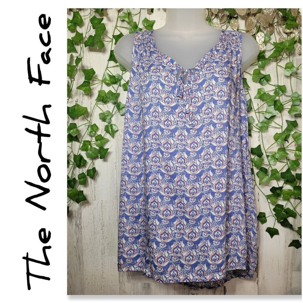 NWOT The North Face Sleeveless Top